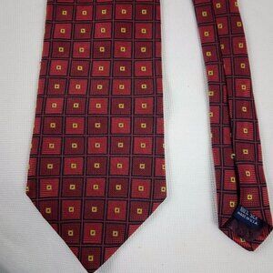 Sturbridge Tie Makers Red Black Geometric Silk Tie 4"x58"